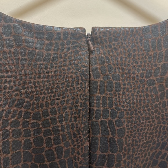 Chico dress sized 6-10 (1) Chico sizing brown embossed - Picture 6 of 6